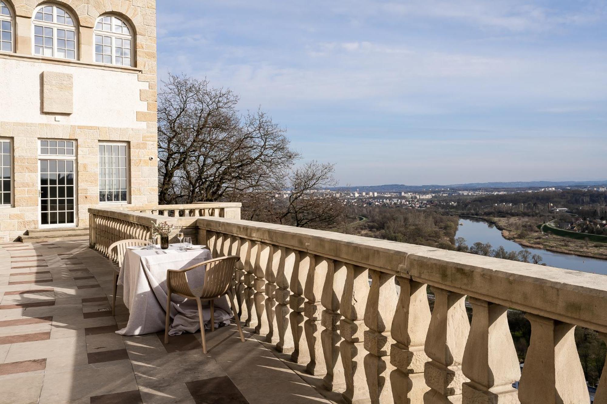 Zinar Castle Hotel Krakow Exterior photo